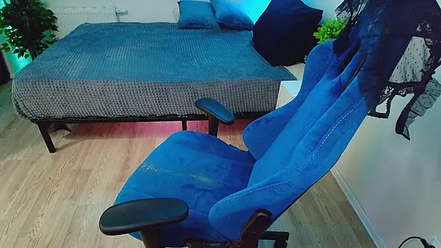 CranberryHot's cam snapshot