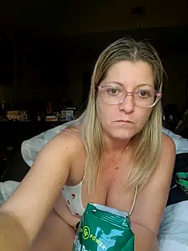 NikkiBlisss's cam snapshot