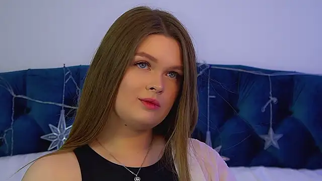 CrystalLyons's cam snapshot