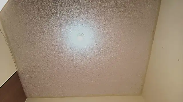 Barbiie_98's cam snapshot