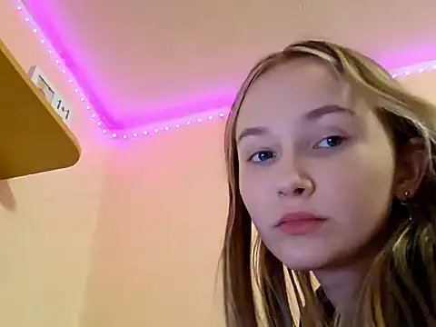 KarinRobertson's cam snapshot