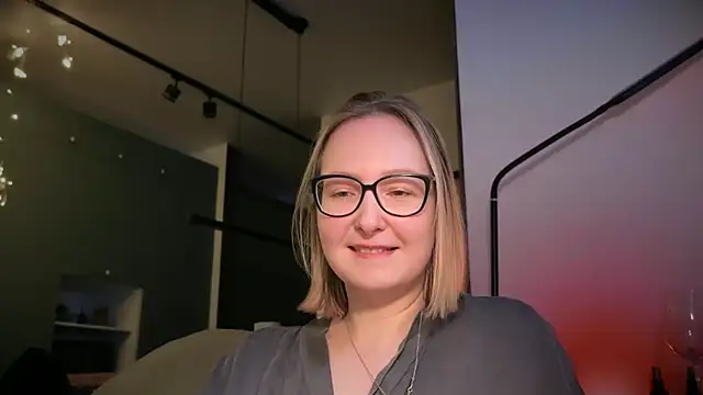 Kira_Elve's cam snapshot