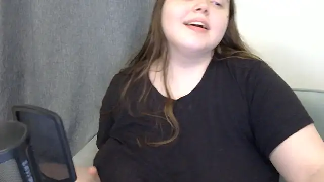 brattyprincessemma's cam snapshot