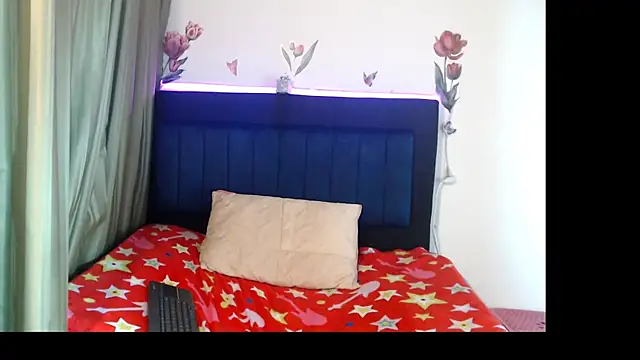 LIYXS's cam snapshot