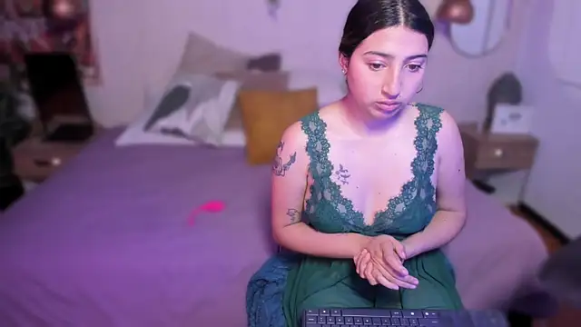 ivyy_blue1's cam snapshot