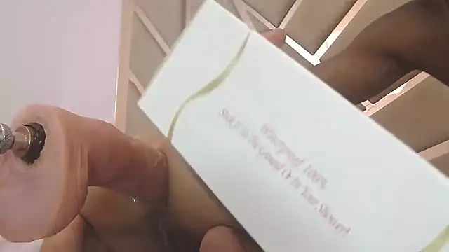 you_and_i9's cam snapshot