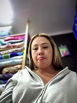 VIOLETA-25_'s cam snapshot