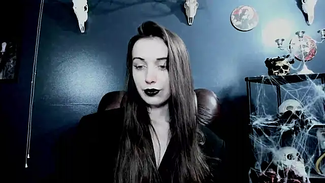 ToxicDomme live sex cam
