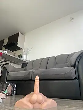 Nikothyna live sex cam