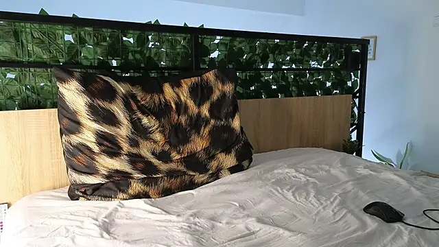 RyanStorm_'s cam snapshot