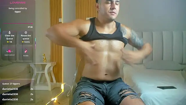 big-tyler's cam snapshot