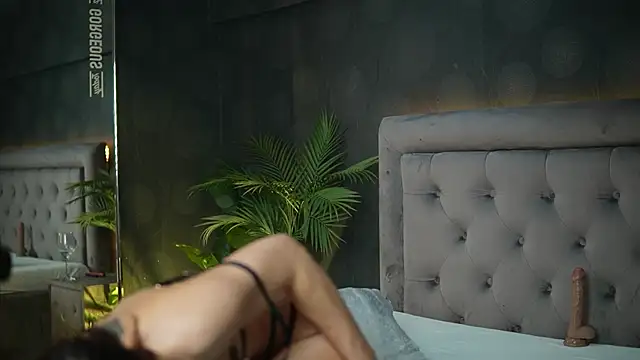 CelineHeaven live sex cam