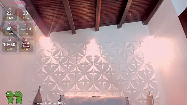 01_ashley's cam snapshot