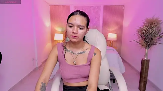 sara_jjones's cam snapshot