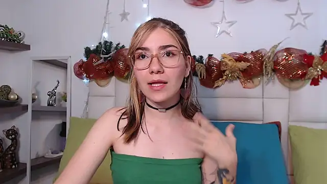 AriLumi's cam snapshot