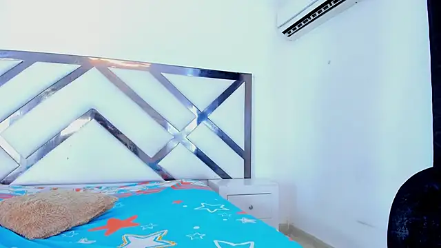 kendallricci's cam snapshot