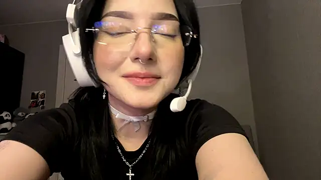 FaviolaHurl's cam snapshot