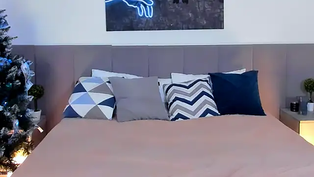 SugarWhisper's cam snapshot