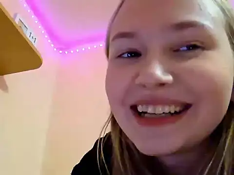 KarinRobertson's cam snapshot