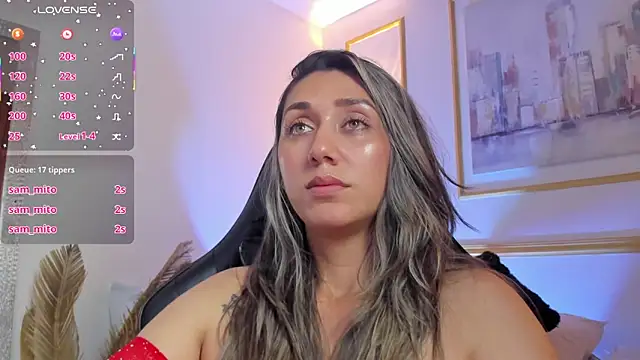 karlyy_'s cam snapshot