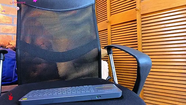 Dylanstonne live sex cam