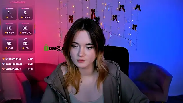 liana_kisses live sex cam