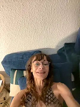 Chris06d22@xh live sex cam