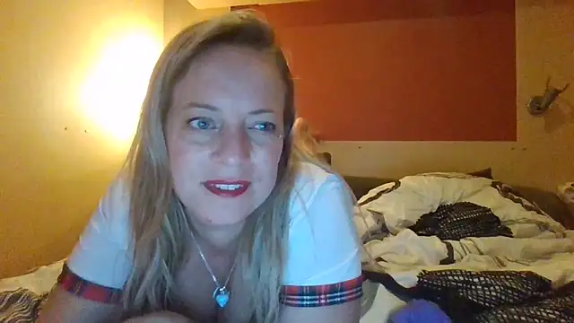 Miss-Chupagirly's cam snapshot