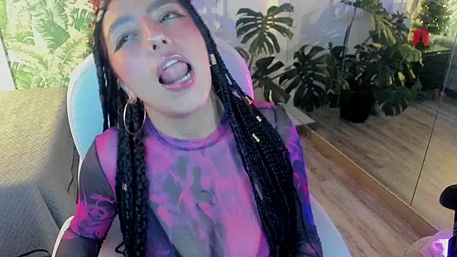 cute_hollywood's cam snapshot