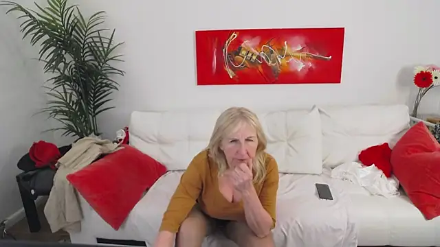 YourBustyBarbara's cam snapshot