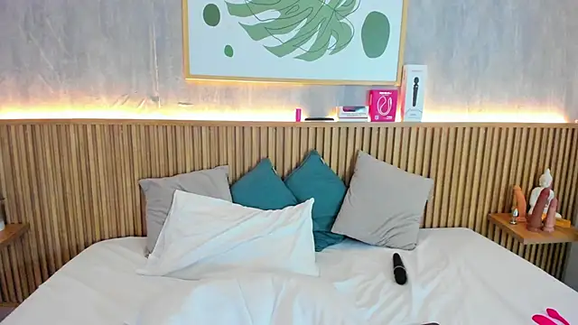 kenya_stone_1's cam snapshot