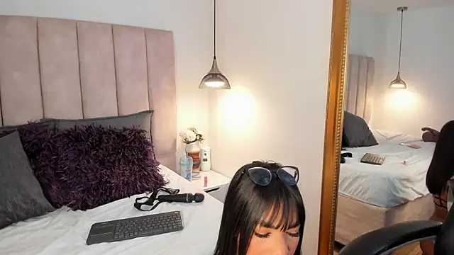 arianaa_miller_'s cam snapshot