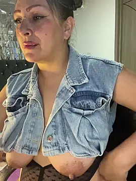 Lady__Pink's cam snapshot