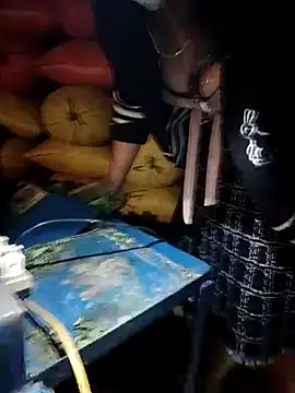 embe889's cam snapshot