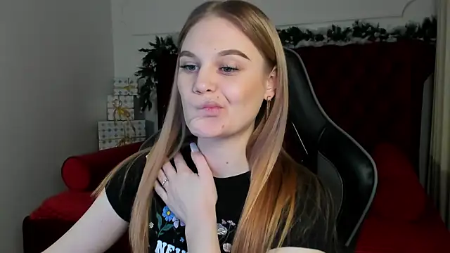 AriaWell's cam snapshot