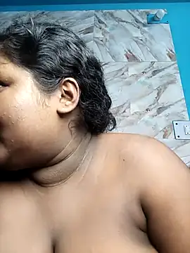 horny_diana's cam snapshot