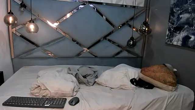 OliIverr22 live sex cam