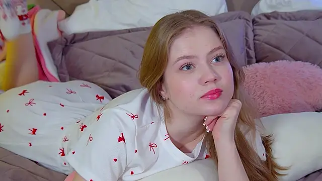 SelinSwarovski's cam snapshot