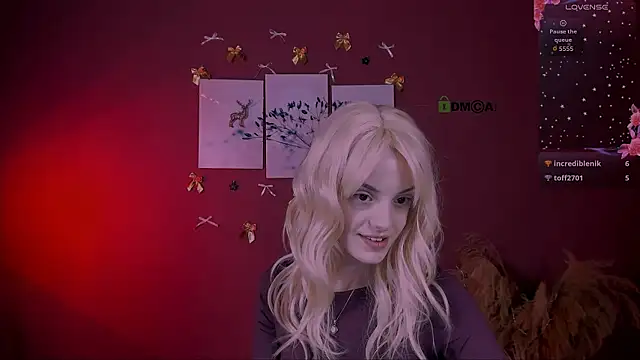 mia_starrr_'s cam snapshot