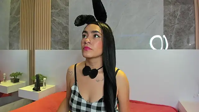 PamelaRed_'s cam snapshot