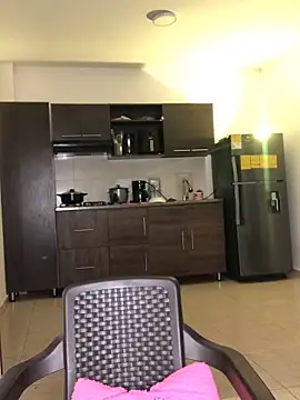 EmmaRossem's cam snapshot