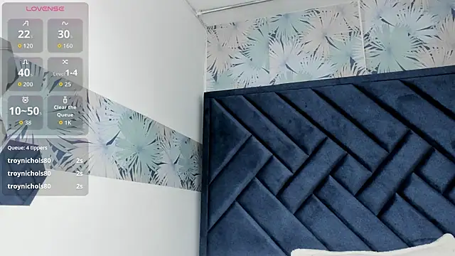 Kiara_Fox__'s cam snapshot