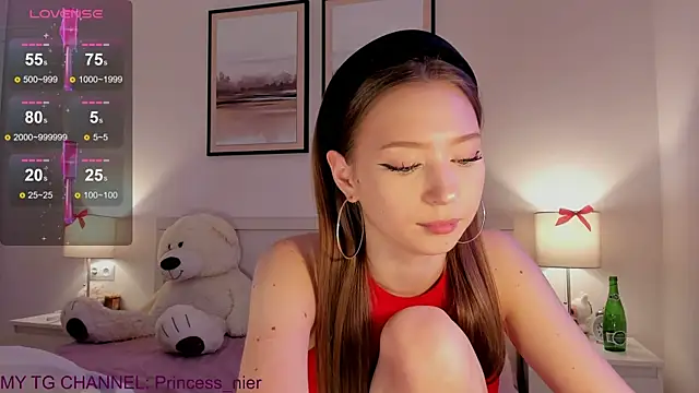 diana_nier's cam snapshot