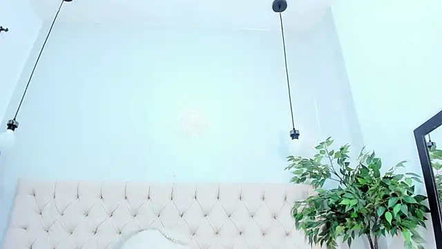 Victoria_Coleman live sex cam