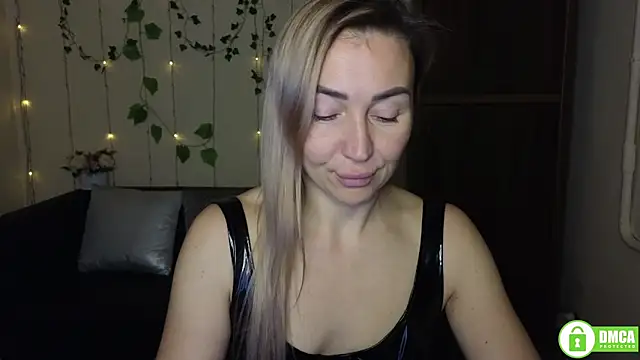 Kiss_julli88I's cam snapshot