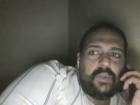 elpoop7305's cam snapshot