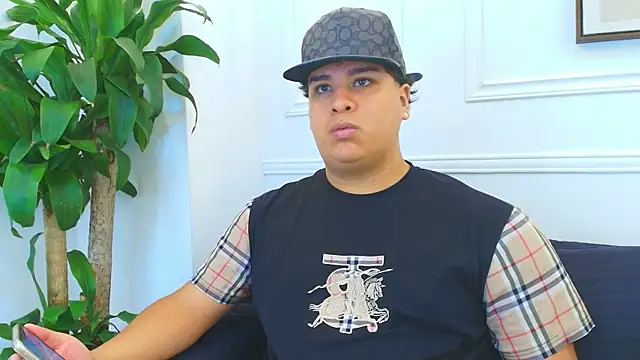 Naim_Bennetsex's cam snapshot