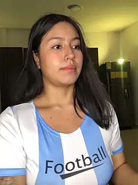 EmmaRossem's cam snapshot