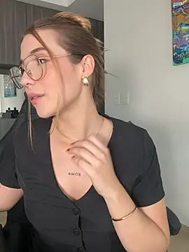 SophieRaily_'s cam snapshot