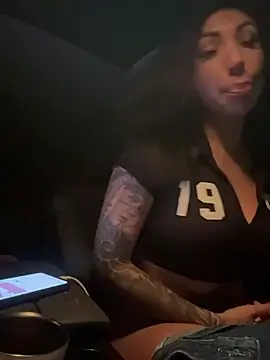 Sarahlove_90's cam snapshot